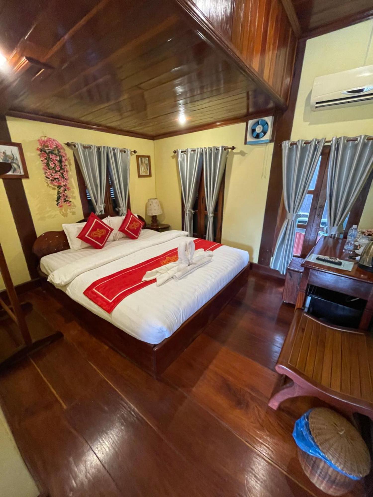 Luang Prabang - Villa Ouis Namkhan Riverside 2 Exteriör bild